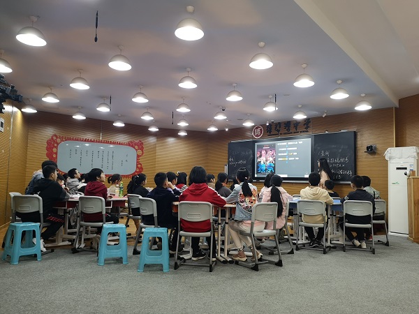 课堂现场图片。.jpg 课堂现场图片。.jpg