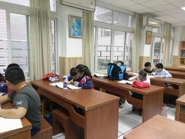 4bf5e05b4a2b7ddb1f516fdf325094d.jpg 4bf5e05b4a2b7ddb1f516fdf325094d.jpg