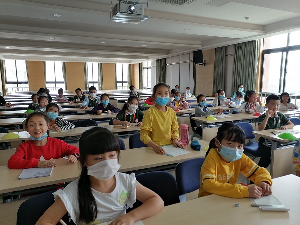 54e793cb4cd64cb79ed1547e6b505bb.jpg 54e793cb4cd64cb79ed1547e6b505bb.jpg