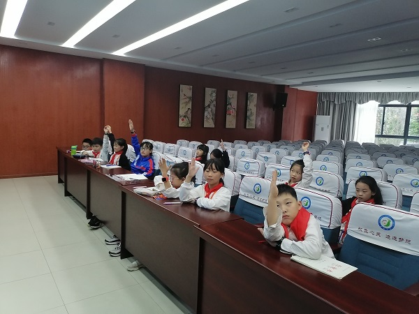 e6aa084b374d20bed97ae78fbb336c3.jpg e6aa084b374d20bed97ae78fbb336c3.jpg