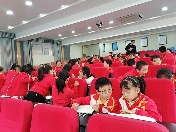 讨论2.jpg 讨论2.jpg