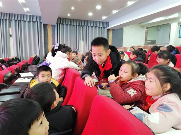 351633A45DCE3C4ED448256F305DF8F8.jpg 351633A45DCE3C4ED448256F305DF8F8.jpg