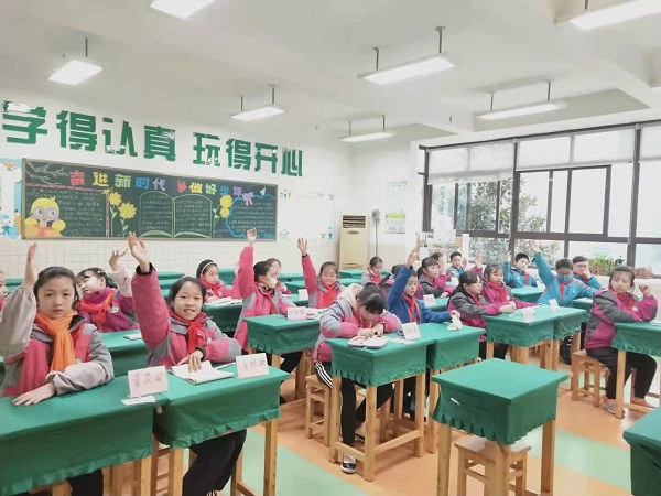 积极.jpg 积极.jpg