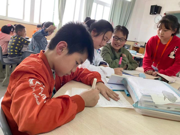 0292531ec9962bc5ab9228f338e65ef.jpg 0292531ec9962bc5ab9228f338e65ef.jpg