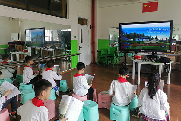 认真阅读。.jpg 认真阅读。.jpg