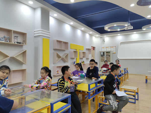 0C4034E552F0E9A3726C047C79F6AB11.jpg 0C4034E552F0E9A3726C047C79F6AB11.jpg