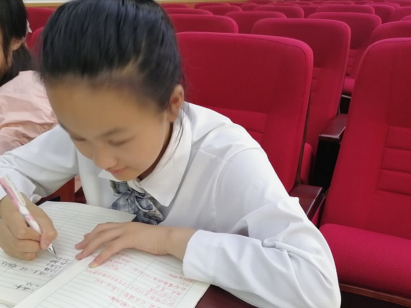 fcc8fa7ef603502dcff1671fb74fb44.jpg fcc8fa7ef603502dcff1671fb74fb44.jpg