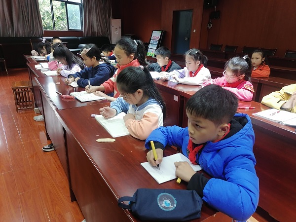 7e388b6e520bf19300a89a51f624103.jpg 7e388b6e520bf19300a89a51f624103.jpg