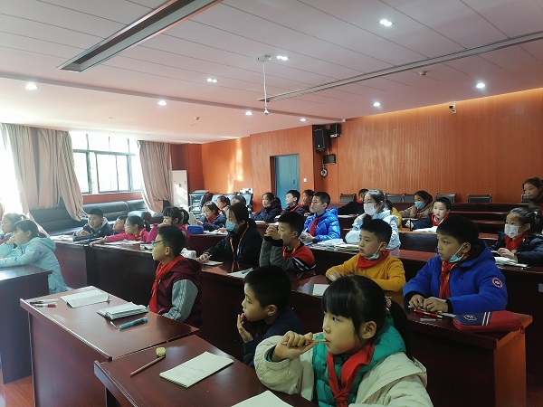 e12eae33b69ca44270e2df83bd984a1.jpg e12eae33b69ca44270e2df83bd984a1.jpg