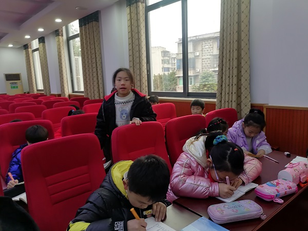 ca5fa31ebd37f53e6ae6b9b173539ed.jpg ca5fa31ebd37f53e6ae6b9b173539ed.jpg