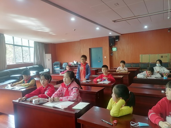 7a82d635141c8355d4b04e869502f6f.jpg 7a82d635141c8355d4b04e869502f6f.jpg