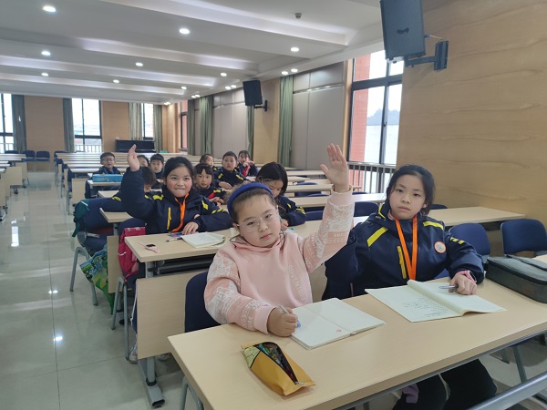 13设计校园新闻调查问卷(下)1677227433547.jpg 13设计校园新闻调查问卷(下)1677227433547.jpg