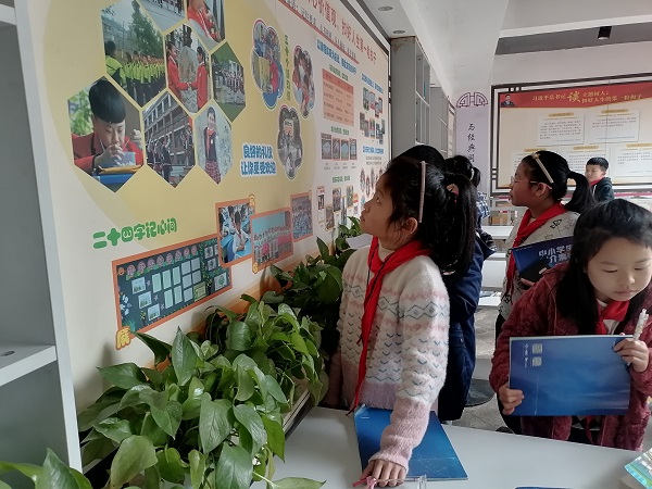 29aca0ca337ebfdbffbf3dd50dcf225.jpg 29aca0ca337ebfdbffbf3dd50dcf225.jpg