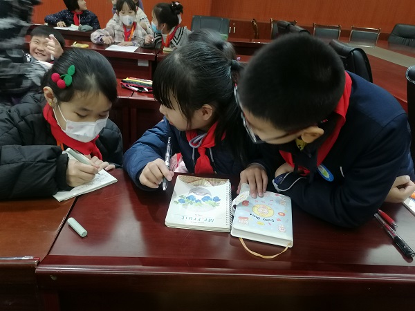 4c511b0ae756f4883290e23ca0f38e6.jpg 4c511b0ae756f4883290e23ca0f38e6.jpg