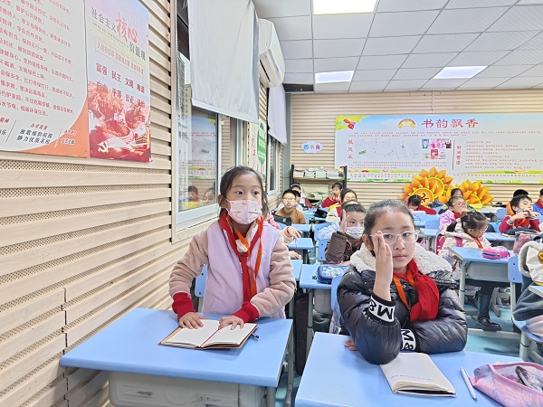 4e4e6edc4e35dbf4ea6c99ad173e86a.jpg 4e4e6edc4e35dbf4ea6c99ad173e86a.jpg